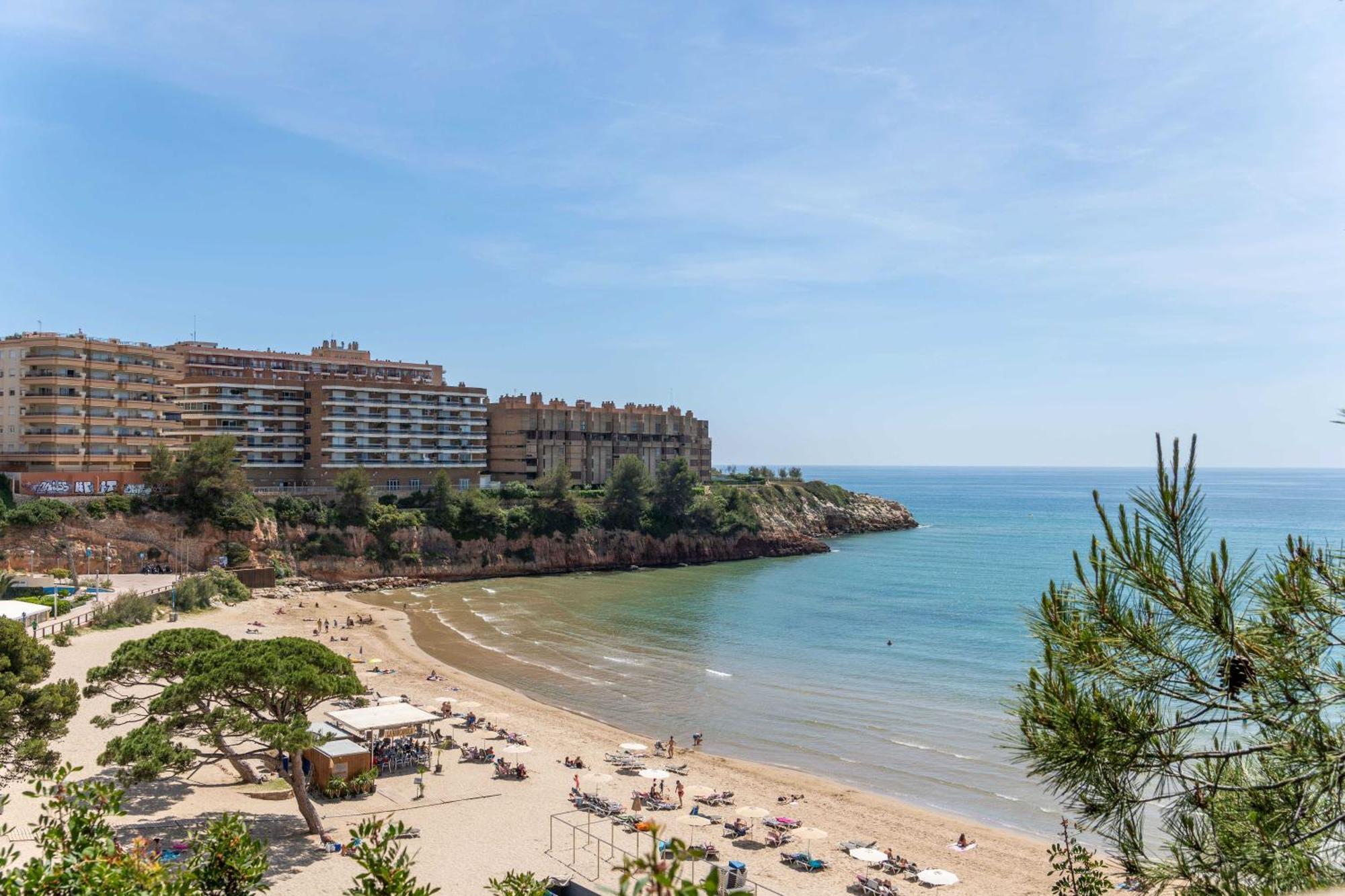 Coastal Paradise & Cozy Home With A 100M From The Beach! Камбрильс Экстерьер фото